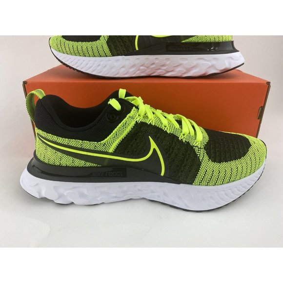 Nike React Infinity Run Flyknit 2 Volt Black Men's Sneakers Shoes CT2357 700 - Picture 4 of 12